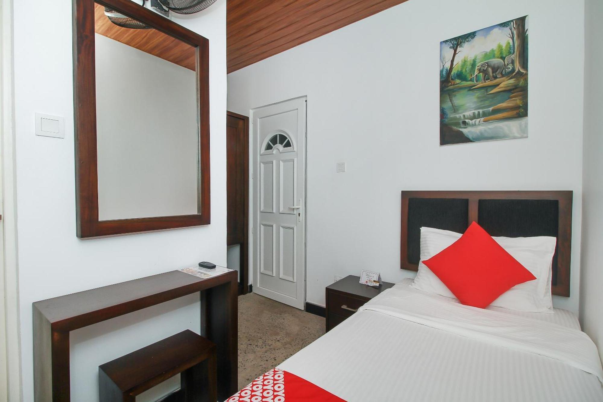 Hotel 198 Negombo Habitación foto